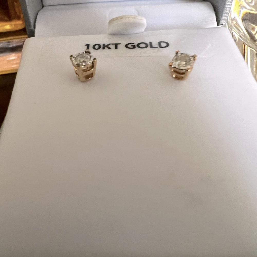 Diamond earrings